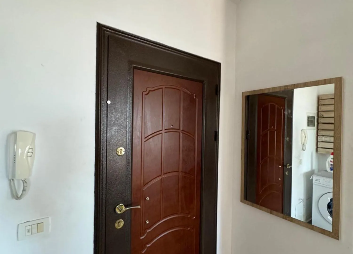 Apartment 2 Min Away From Beach Durres